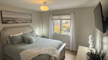 3 多间卧室、熨斗/熨衣板、免费 WiFi、床单