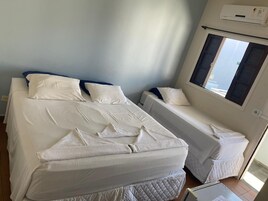 Traditional Triple Room | Hypo-allergenic bedding, travel crib, free WiFi, bed sheets