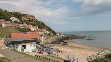 Cottage | Beach