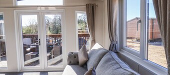 Honeysuckle Lodge
