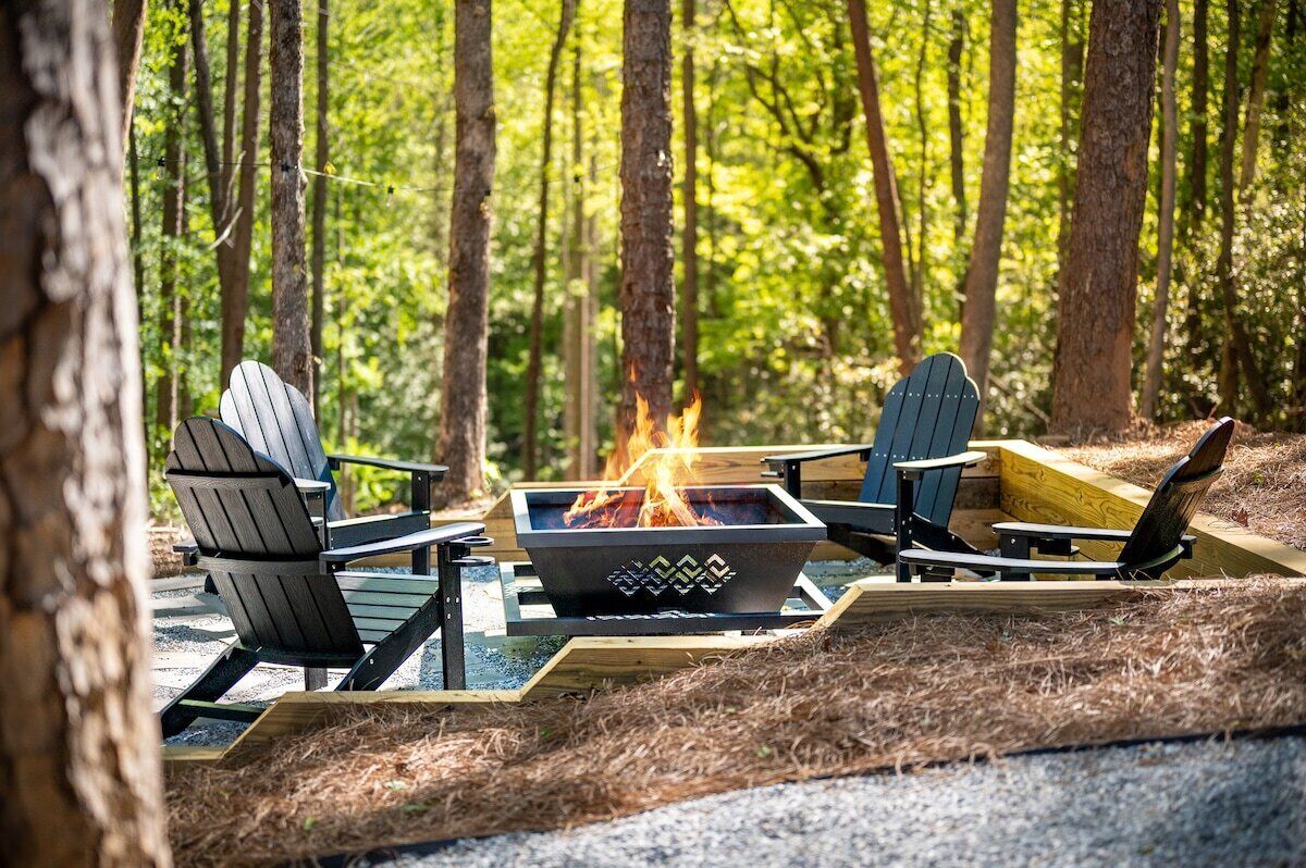 Lux Family Cabin ~ Fire Pit ~ Helen Hikes & Tubing