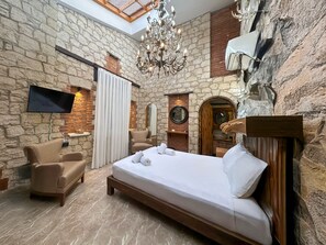 Deluxe-Zimmer | Italienische Bettbezüge von Frette, hochwertige Bettwaren
