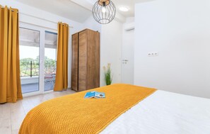 3 dormitorios, wifi gratis, ropa de cama