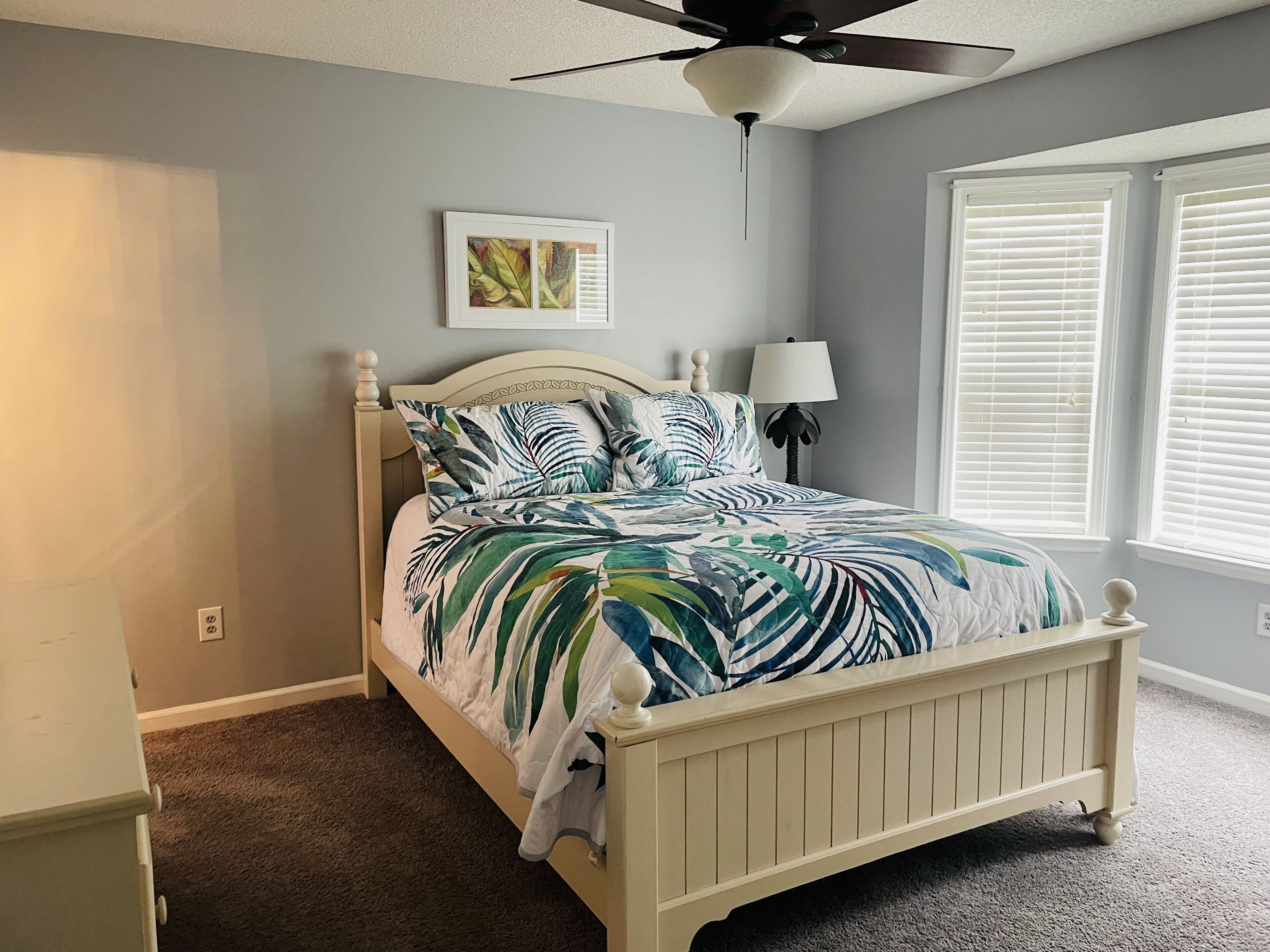 Amazing Views on the Pond