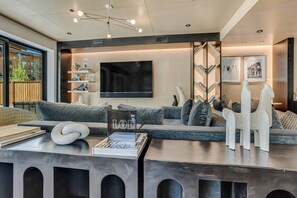 Lobby lounge - Electric Pass Lodge (Snowmass Village)