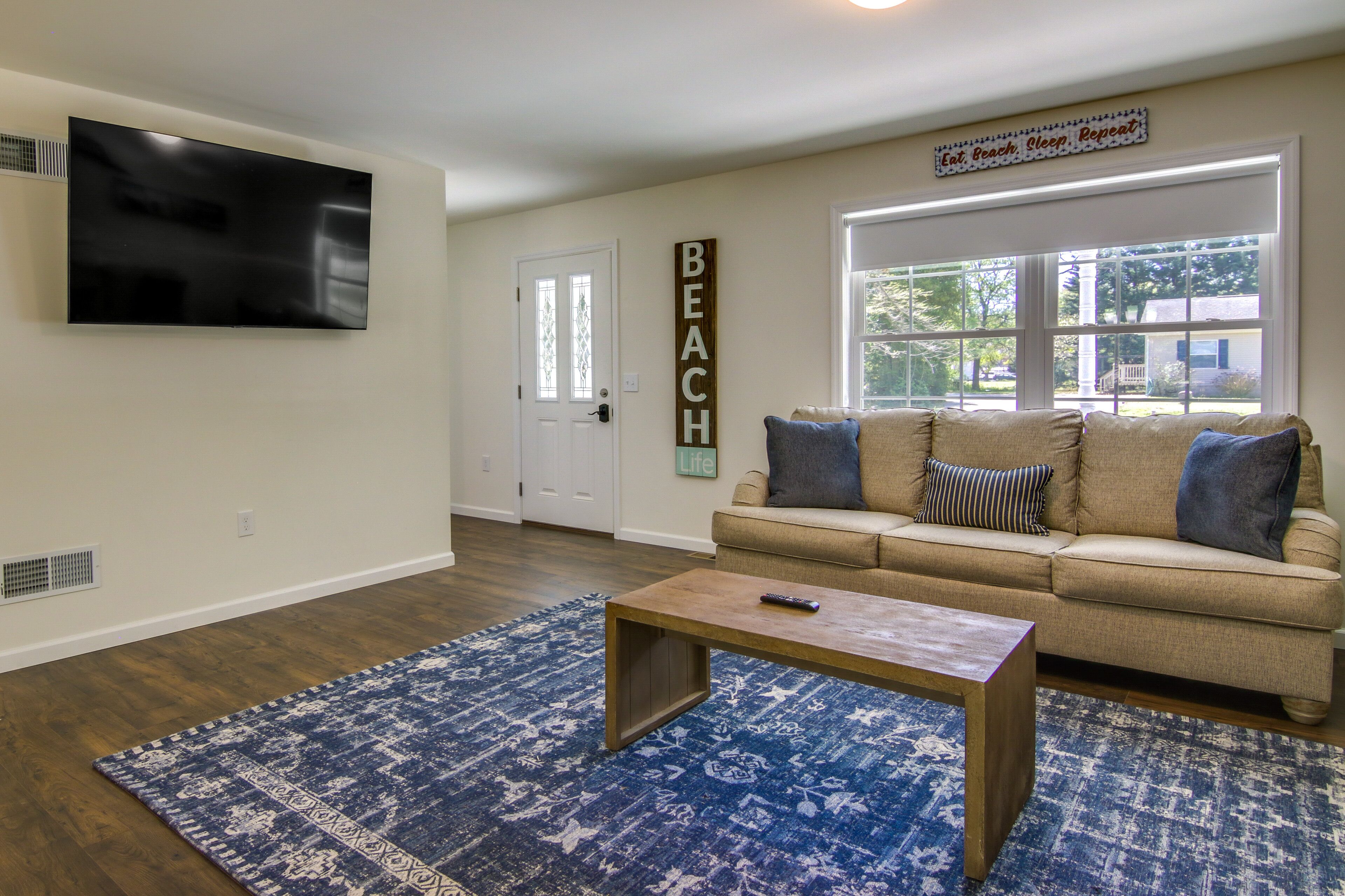 Ocean View Vacation Rental w/ Private Deck