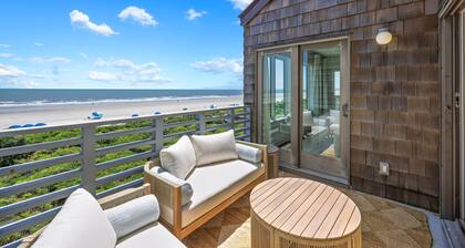 FULLY RENOVATED! Oceanfront Windswept- 3 BEDROOMS- Amazing Views!