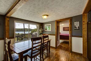 Dining - Adorable Cottage with lake view. (Dandridge)