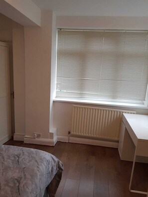 2 habitaciones, wifi y ropa de cama 