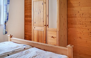 2 habitaciones, wifi gratis y ropa de cama