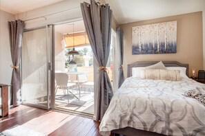 1 غرفة نوم ومكواة/لوح كي وخدمة الإنترنت وملاءات أسرّة