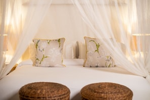 Deluxe-Suite, Balkon | 1 Schlafzimmer, Zimmersafe, kostenloses WLAN, Bettwäsche