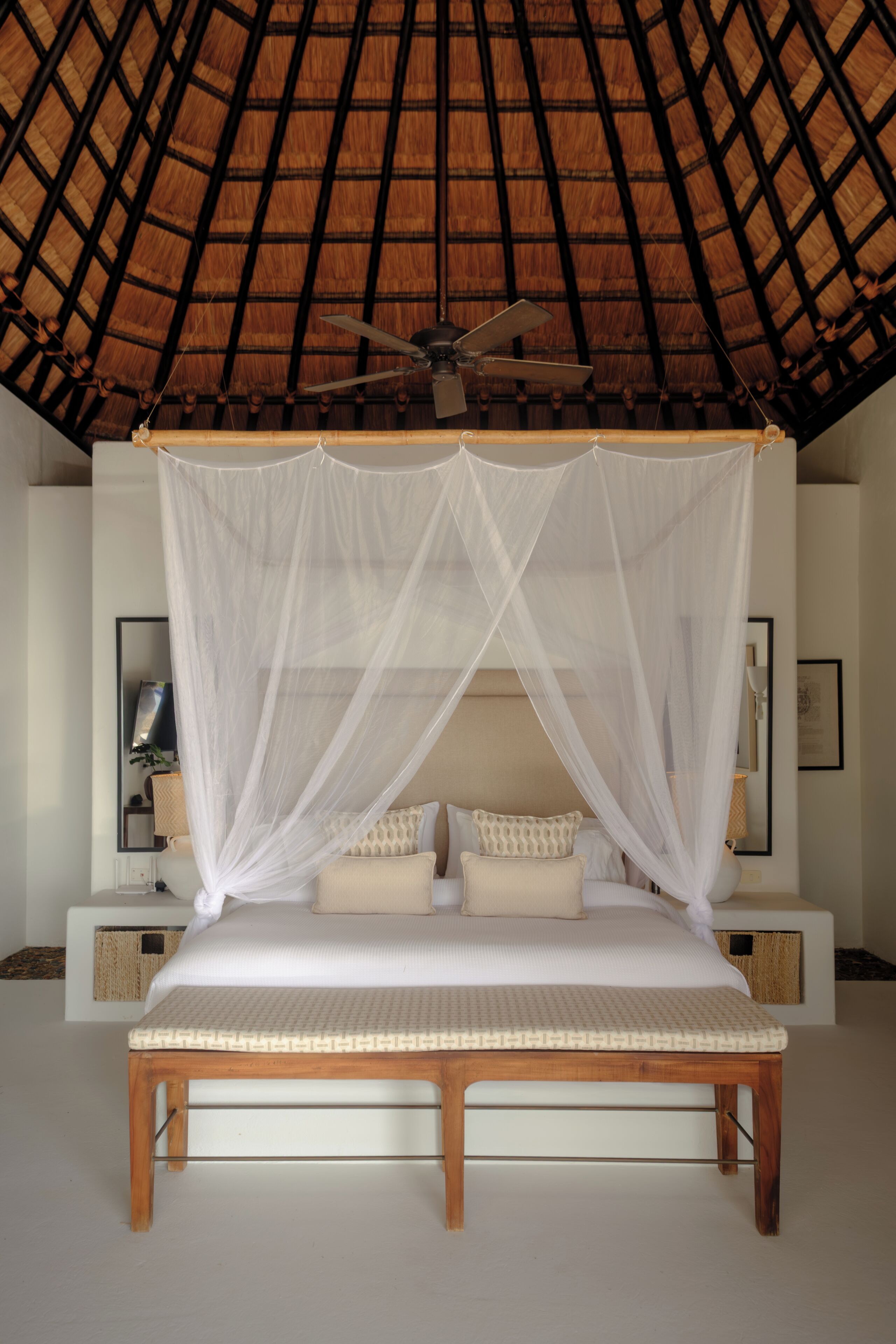 Deluxe Suite, Balcony | 1 bedroom, in-room safe, free WiFi, bed sheets