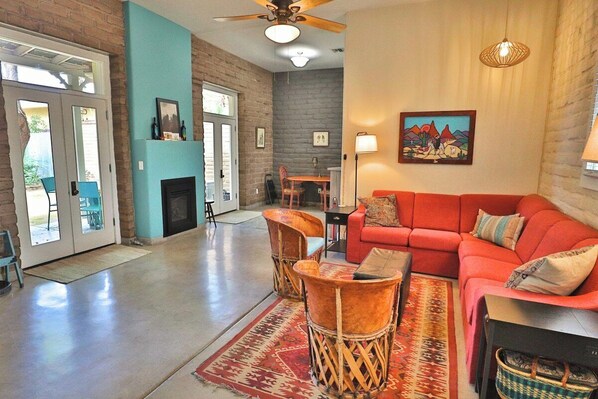 TV, fireplace, offices