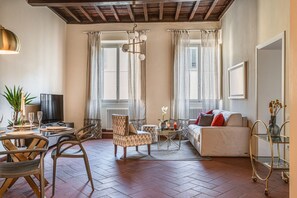 TV - Apartments Florence Ricasoli Stylish (Firenze)