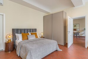 2 quartos, ferros/tábuas de passar roupa, Wi-Fi