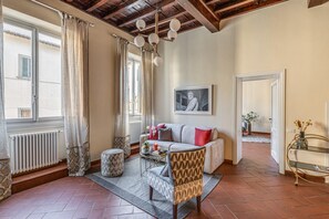 TV - Apartments Florence Ricasoli Stylish (Firenze)