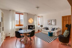 TV - Apartments Florence Accademia Charme (Firenze)