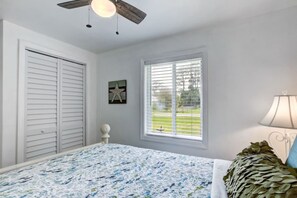 4 habitaciones, tabla de planchar con plancha, wifi y ropa de cama 