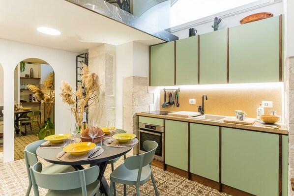 Microwave, stovetop - In Rada Loft Trani x4 (Trani)