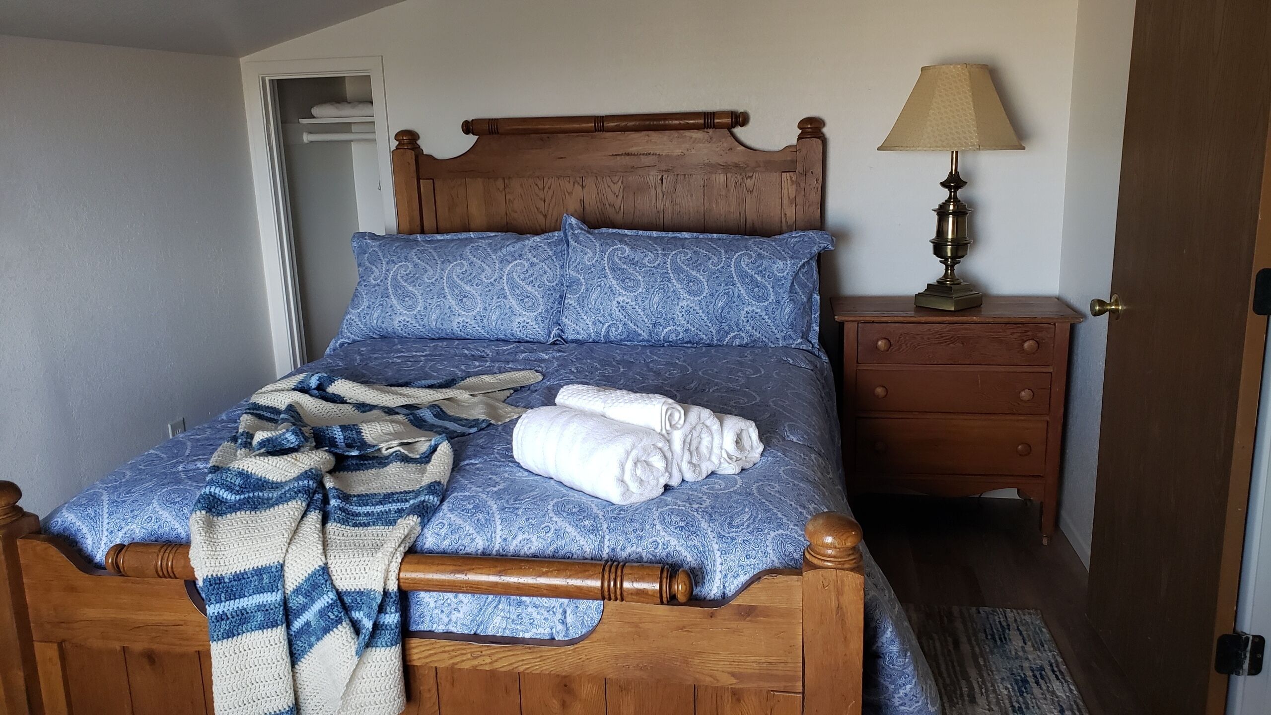 Hayloft in the heart of Sonoita, Upstairs 2nd level,
1 of 3 units