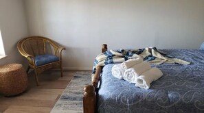 2 habitaciones, tabla de planchar con plancha y wifi gratis 