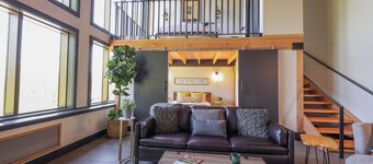 Cedar Loft by The Inn & Spa at Cedar Falls