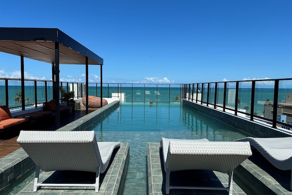 Estúdio conforto | Piscina | 15 piscinas externas