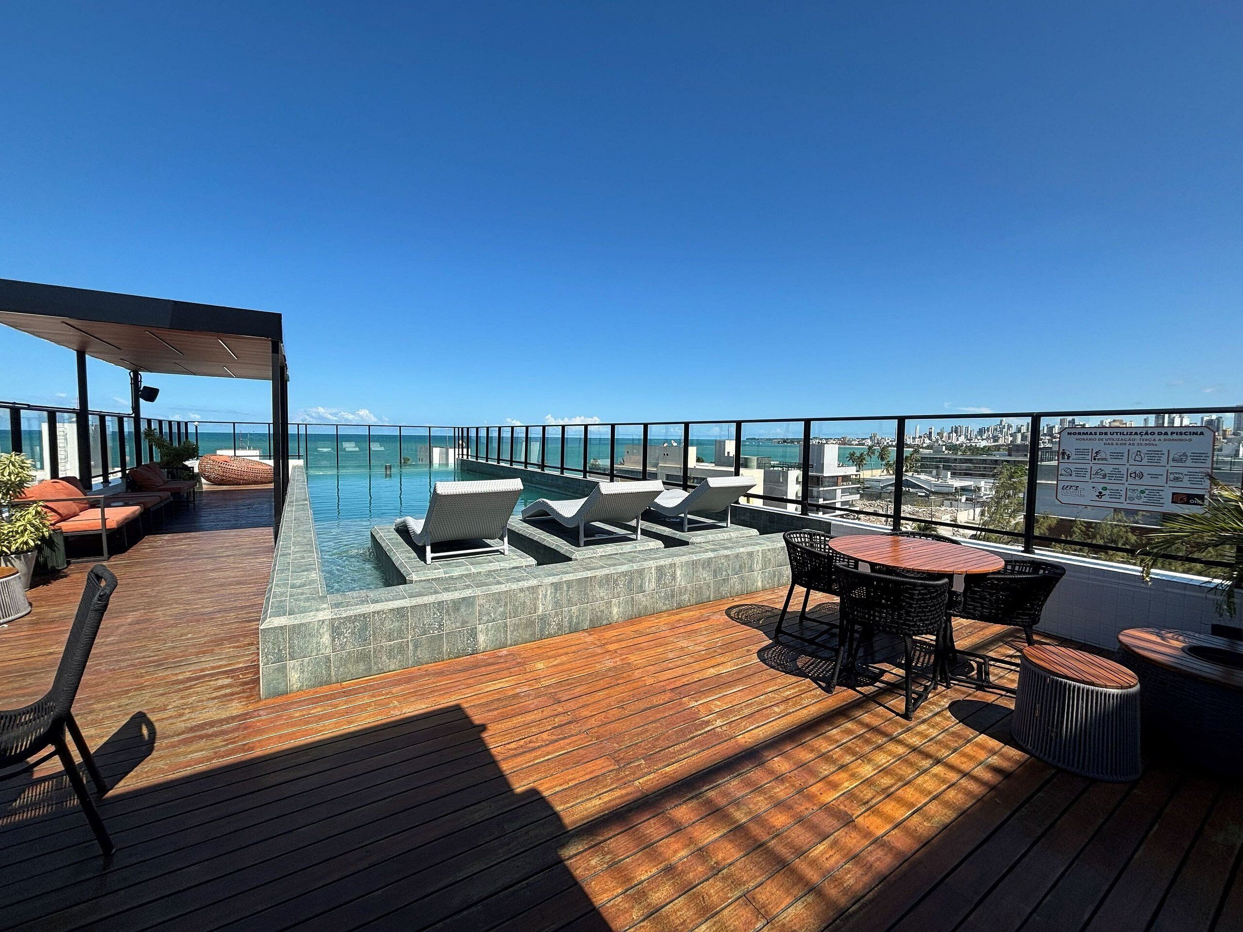 Estúdio conforto | Opções para refeição ao ar livre