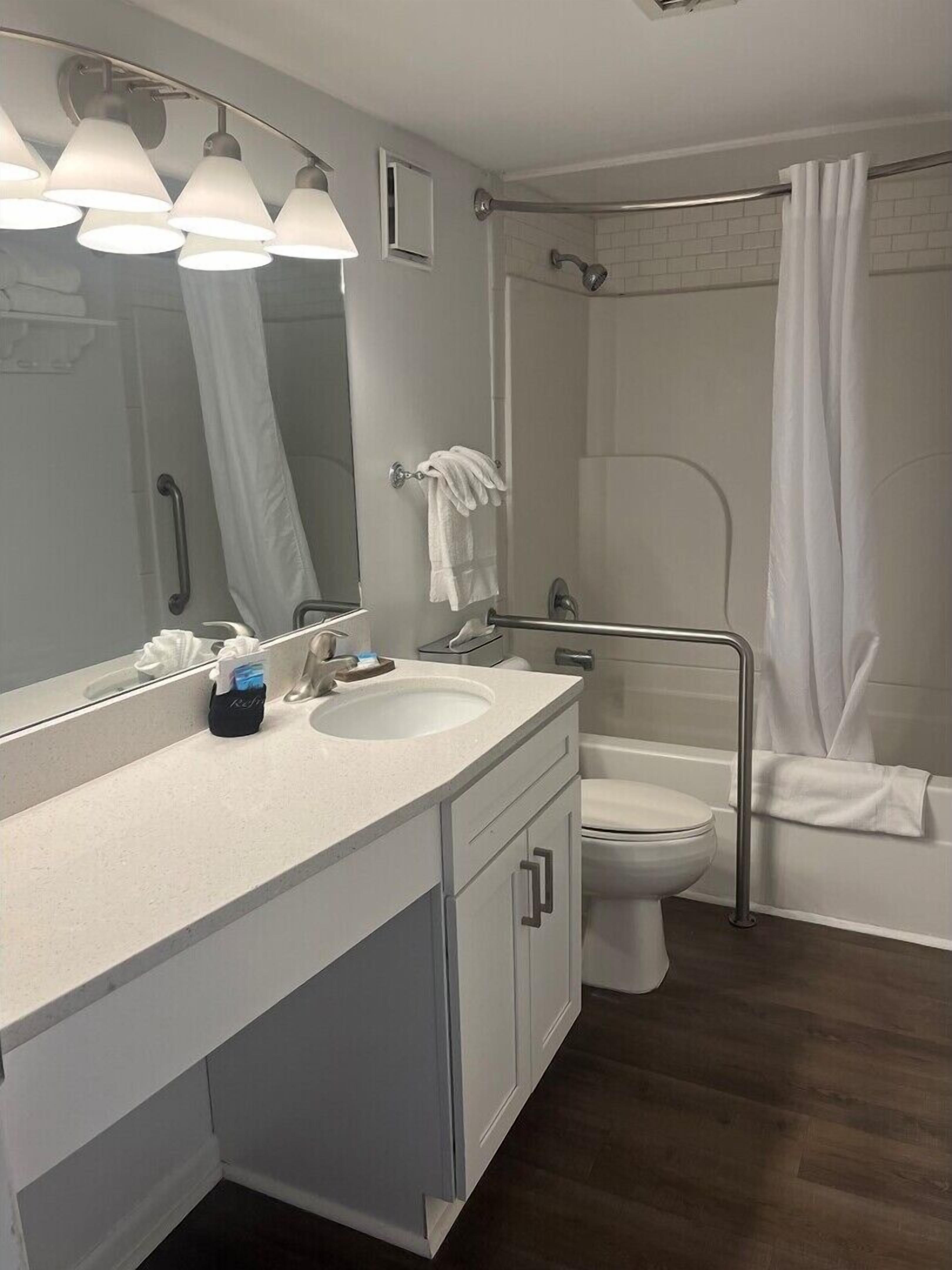 102 Surf Dog - Summer Sands Suites