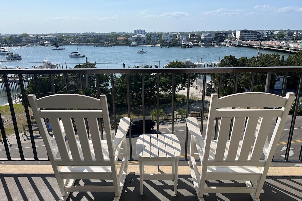 402 Beach Please - Summer Sands Suites