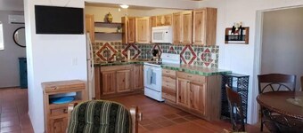 2 chambres ~ vue sur la montagne ~ à proximité de la ville et des vignobles