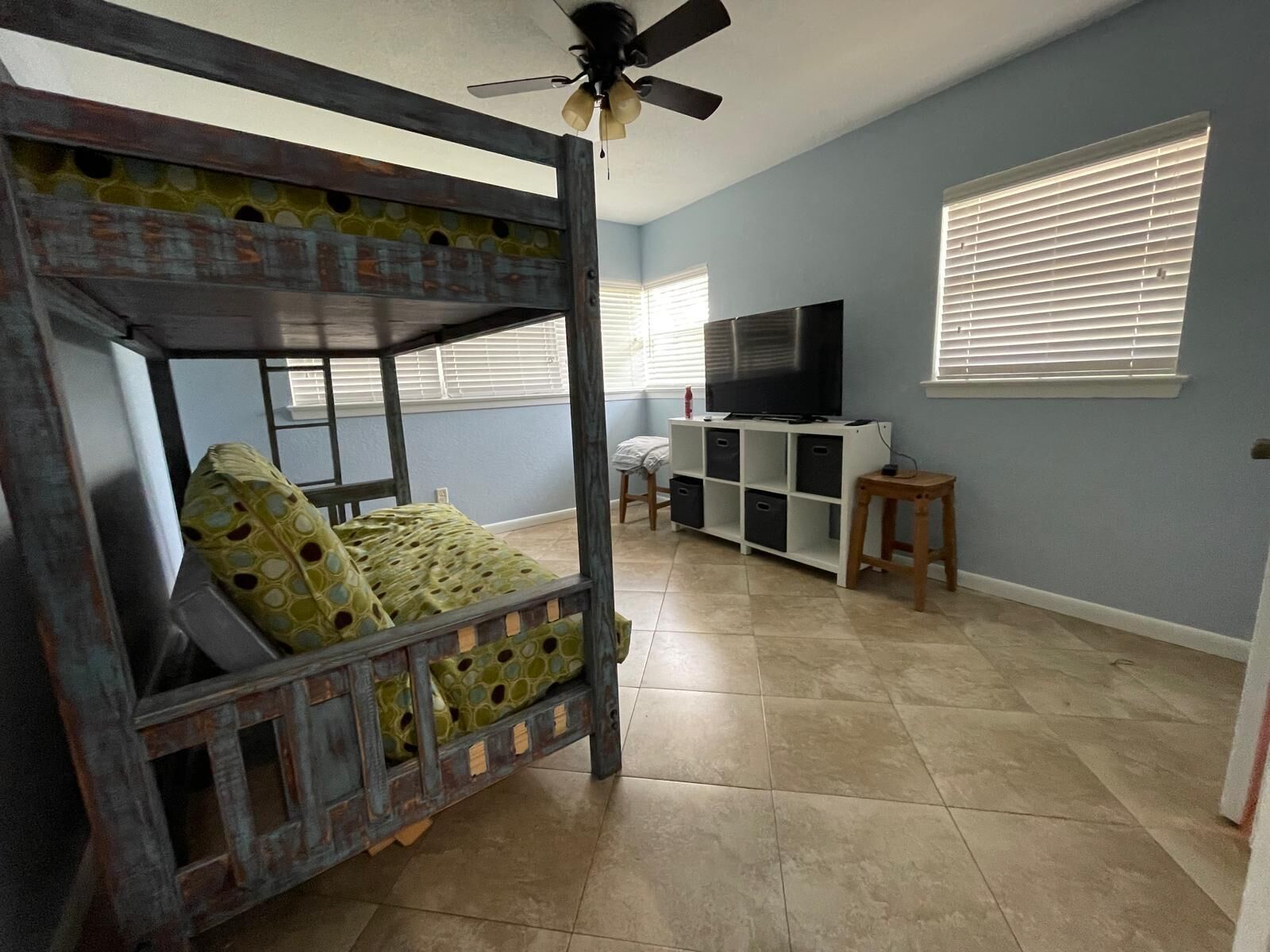 Waterfront 3 BR home with salt water pool