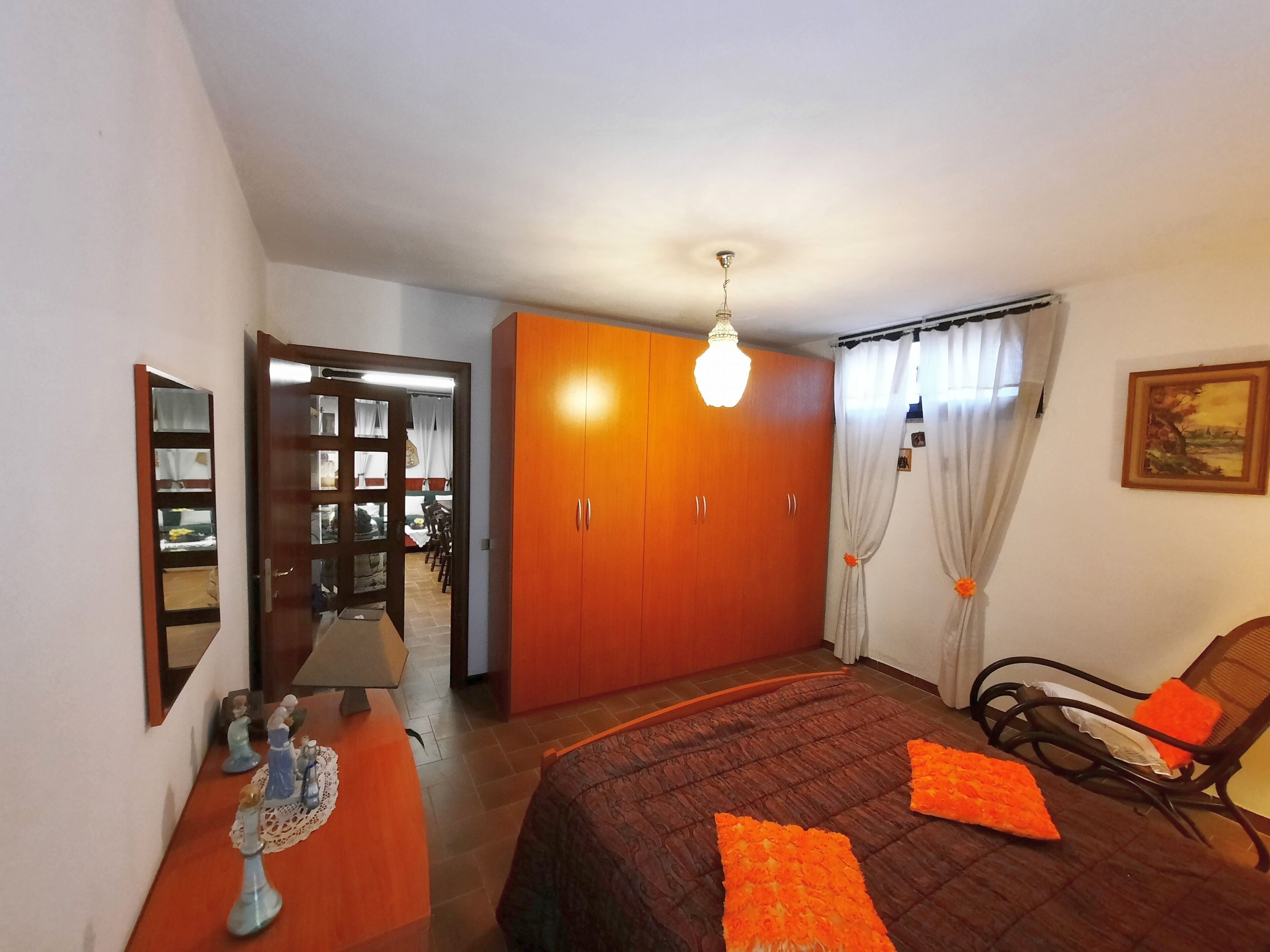 Just a stone's throw away from the beach, quiet and comfortable apartment.