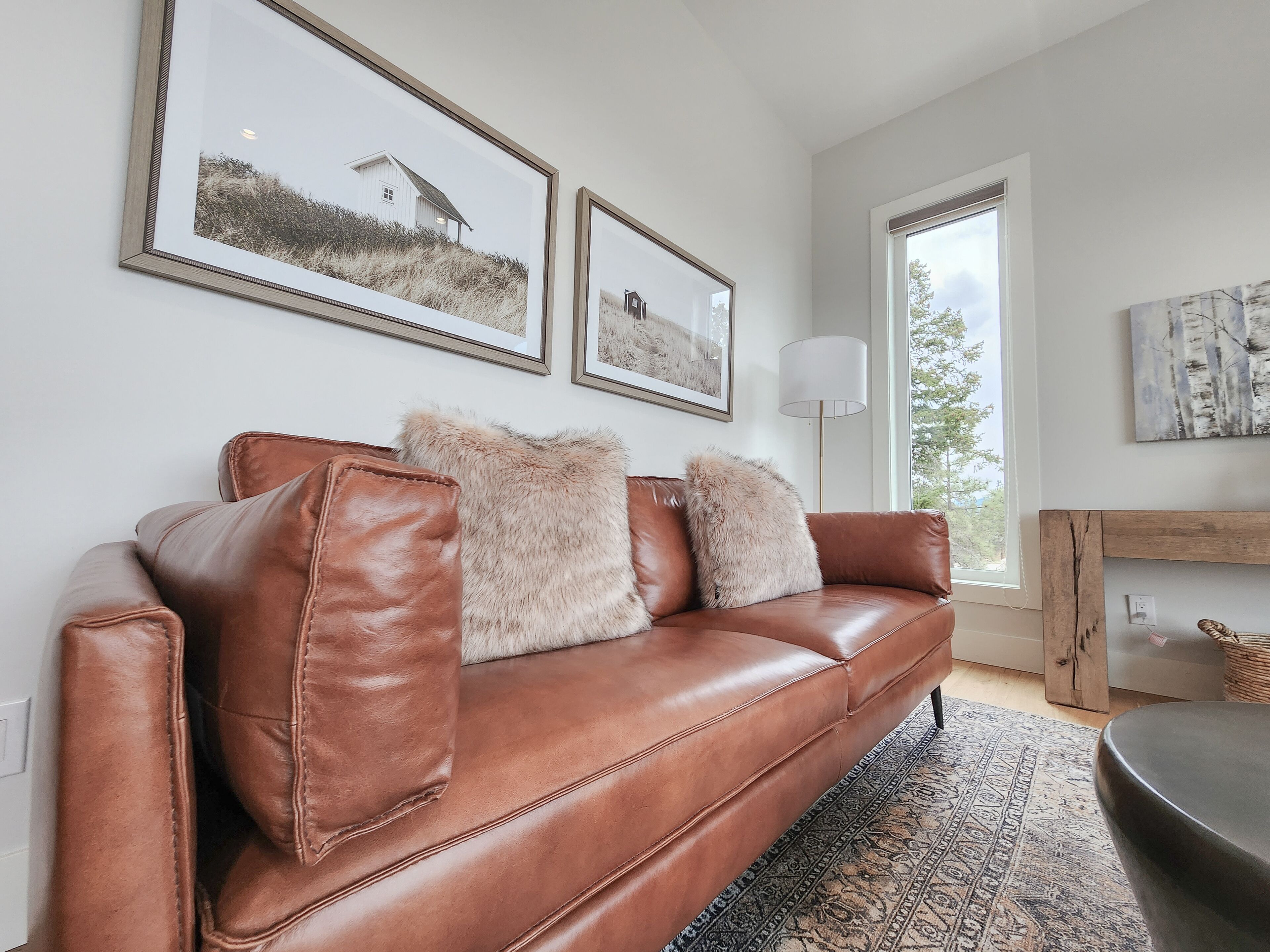 THE LEDGE + 5 ENSUITES + POOL/HOT TUB + GYM + THEATRE