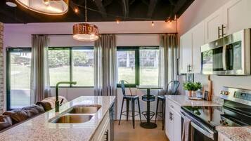 Frigorífic, microones i forn