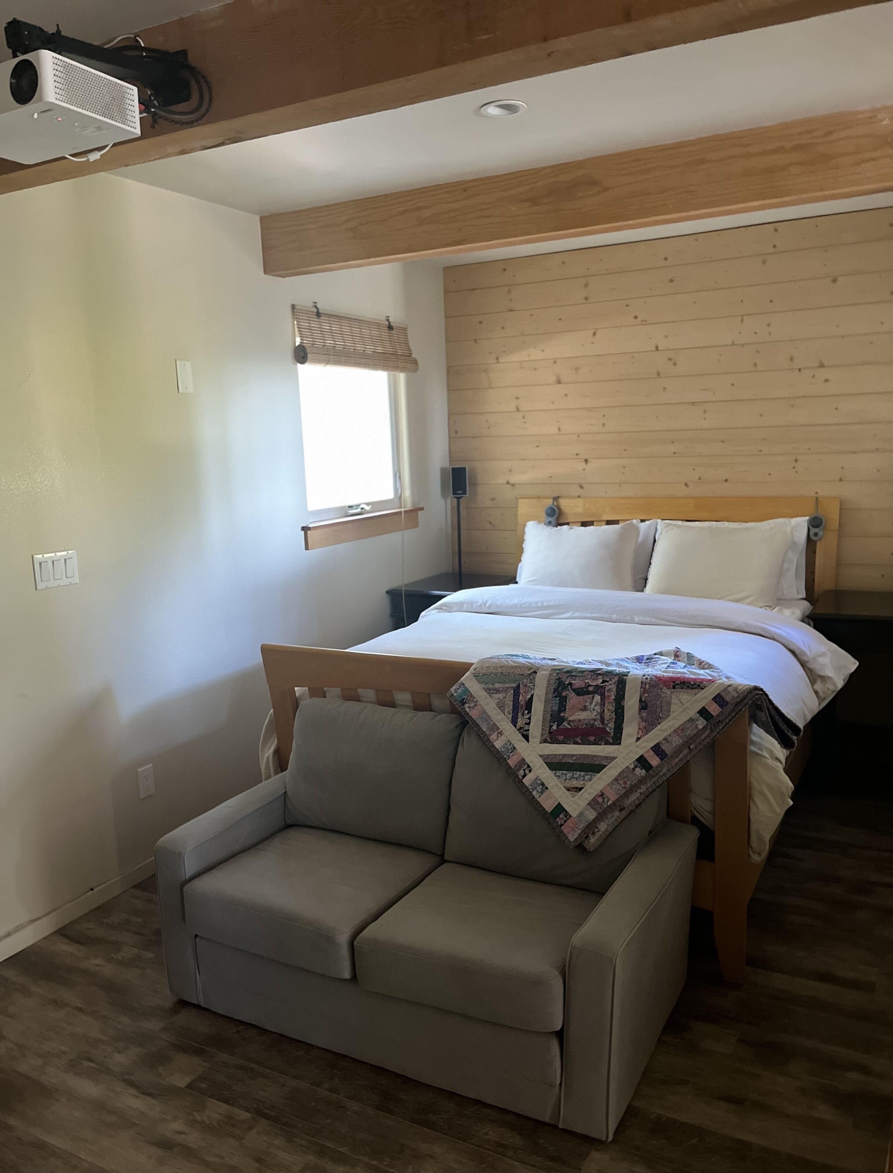 Ocean View Oasis, hot tub and beach access.