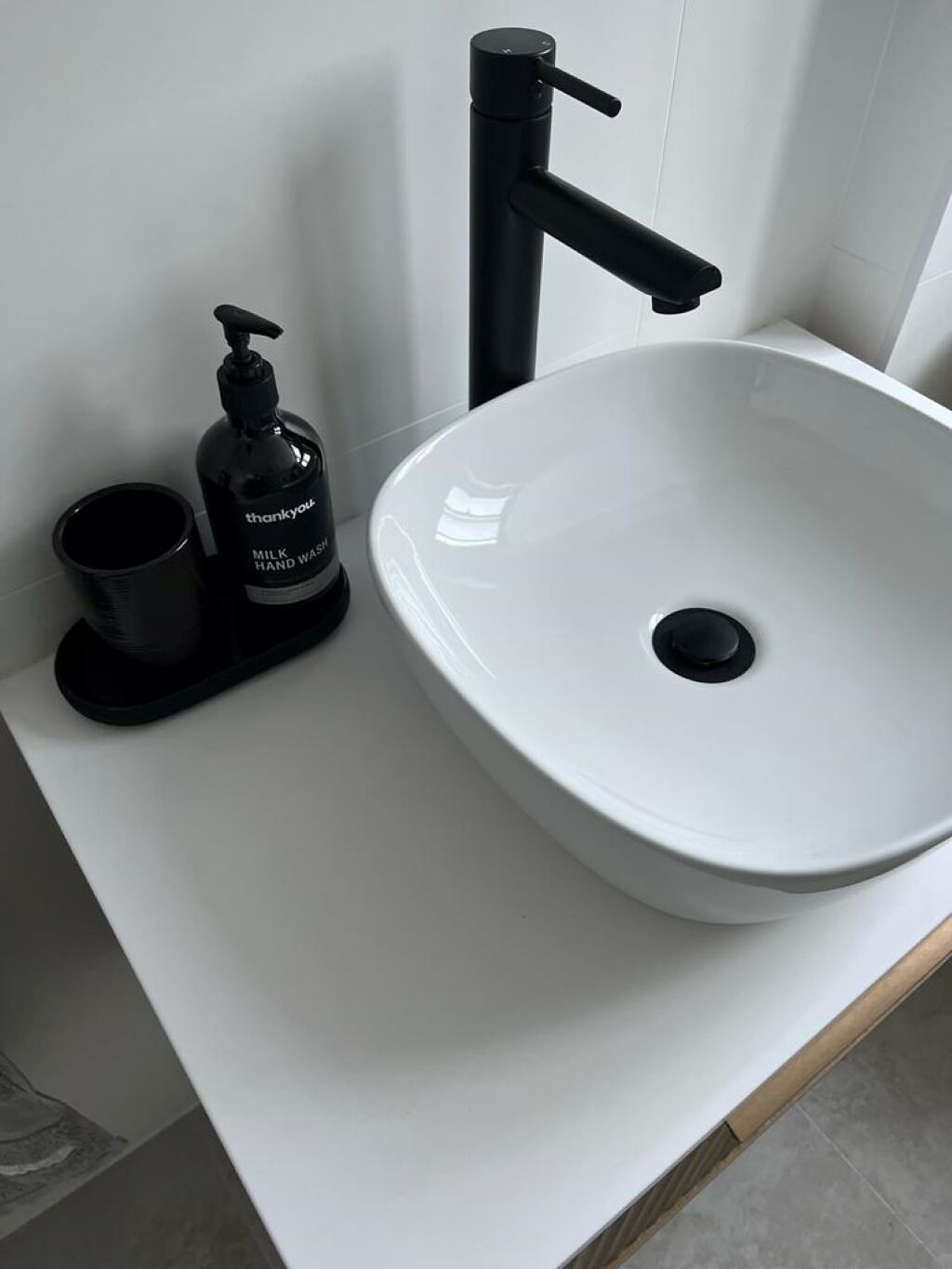 Newly Renovated Luxurious Apartment