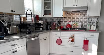 Comfy, Cozy & heartwarming dwelling for up to 4...