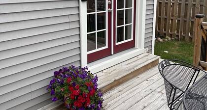 Comfy, Cozy & heartwarming dwelling for up to 4...