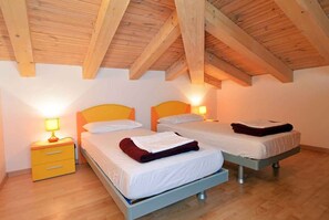 6 makuuhuonetta, internet