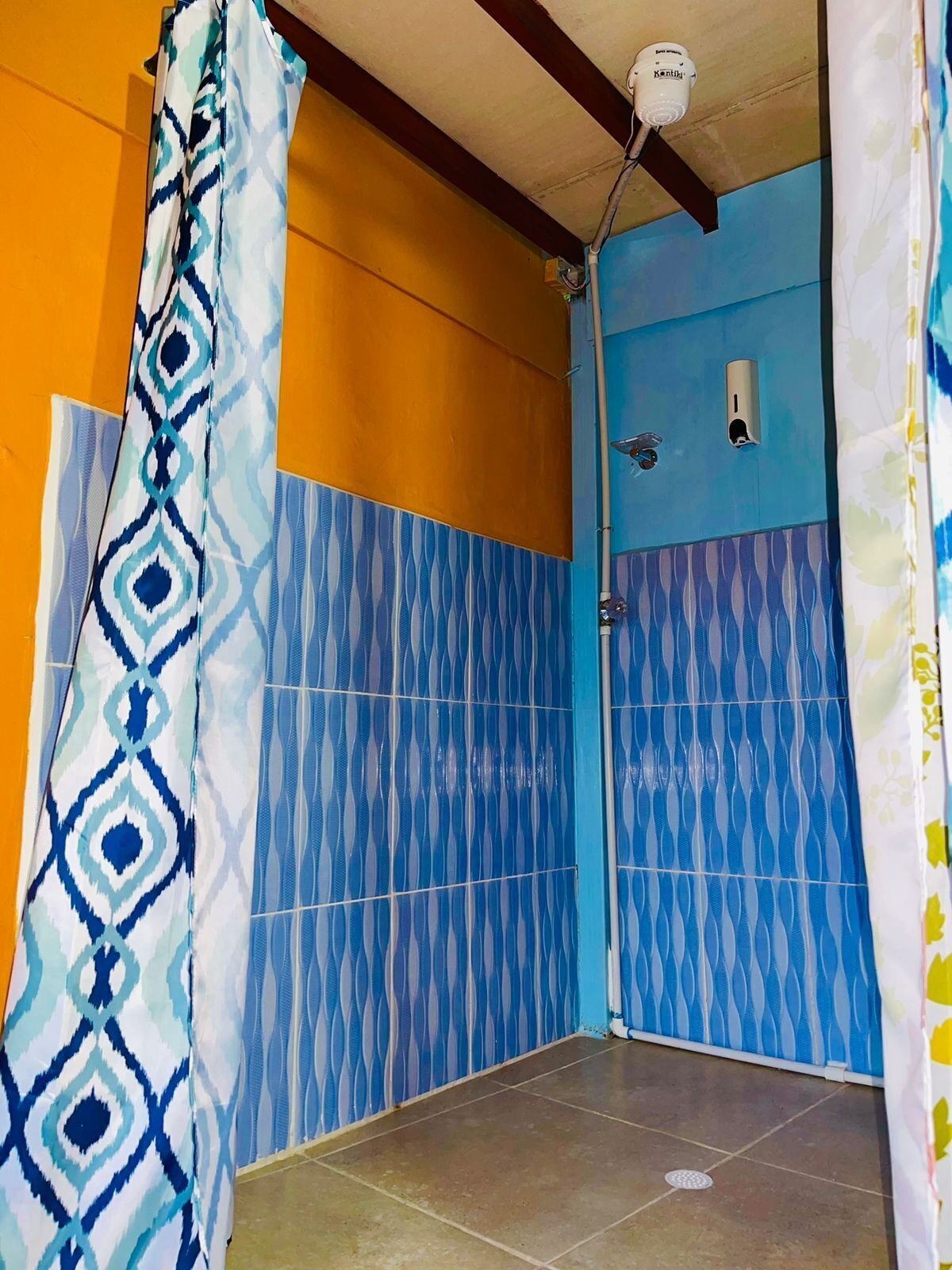 Cabaña Romántica con Espectaculares Paisajes a 7 Minutos de la Ciudad