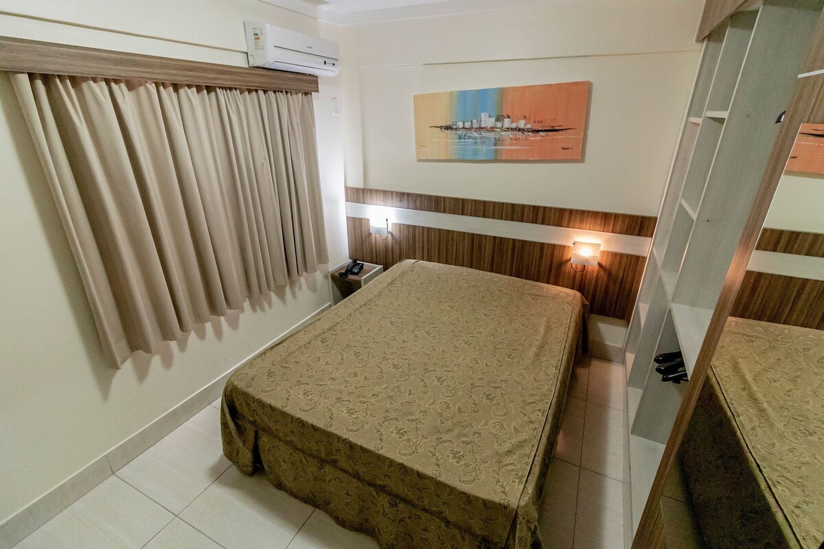 Căn hộ cơ bản | 1 phòng ngủ, trang bị nội thất với thiết kế riêng biệt, bộ trải giường