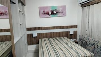 Departamento básico | 1 habitación, muebles diferentes y ropa de cama