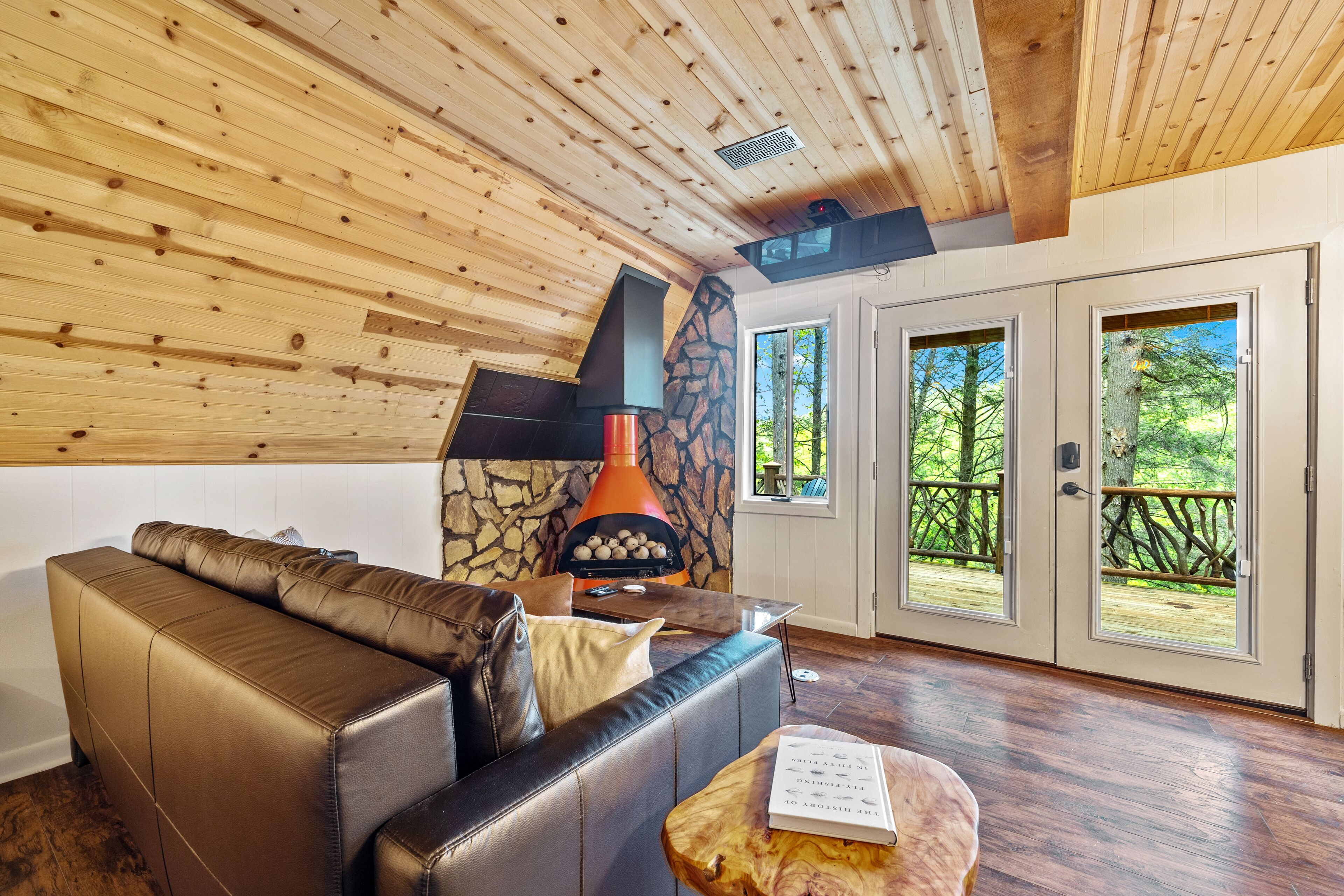 Tranquil Creek View A-frame Cabin