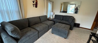 Close proximity to  Harbor, Presque Isle Park, Waldemere Park