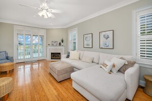 Smart TV, fireplace, books