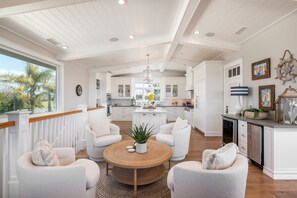 Fridge, microwave, oven, stovetop - Luxury Beachfront Family Retreat | Stunning Ocean View, Private Hot Tub, Home Cinema (Carlsbad)
