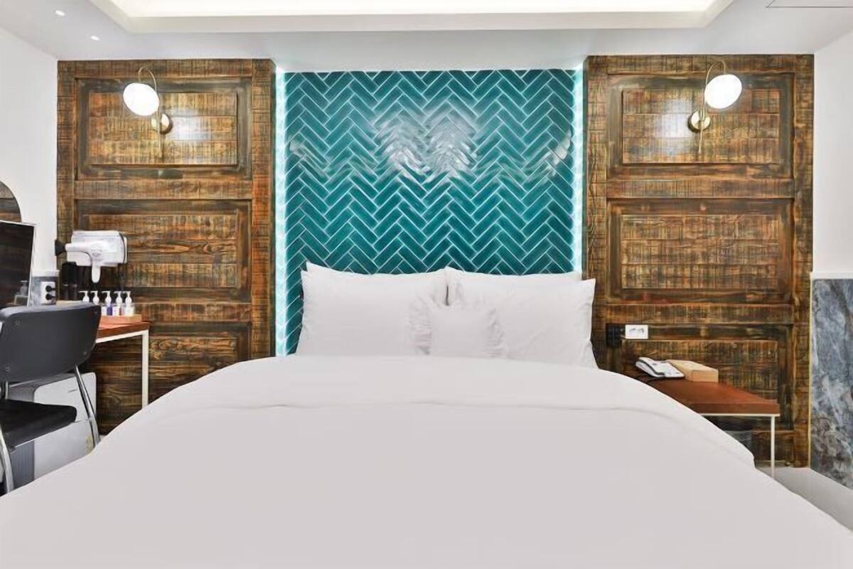 1 bedroom, individually decorated, individually furnished, free WiFi