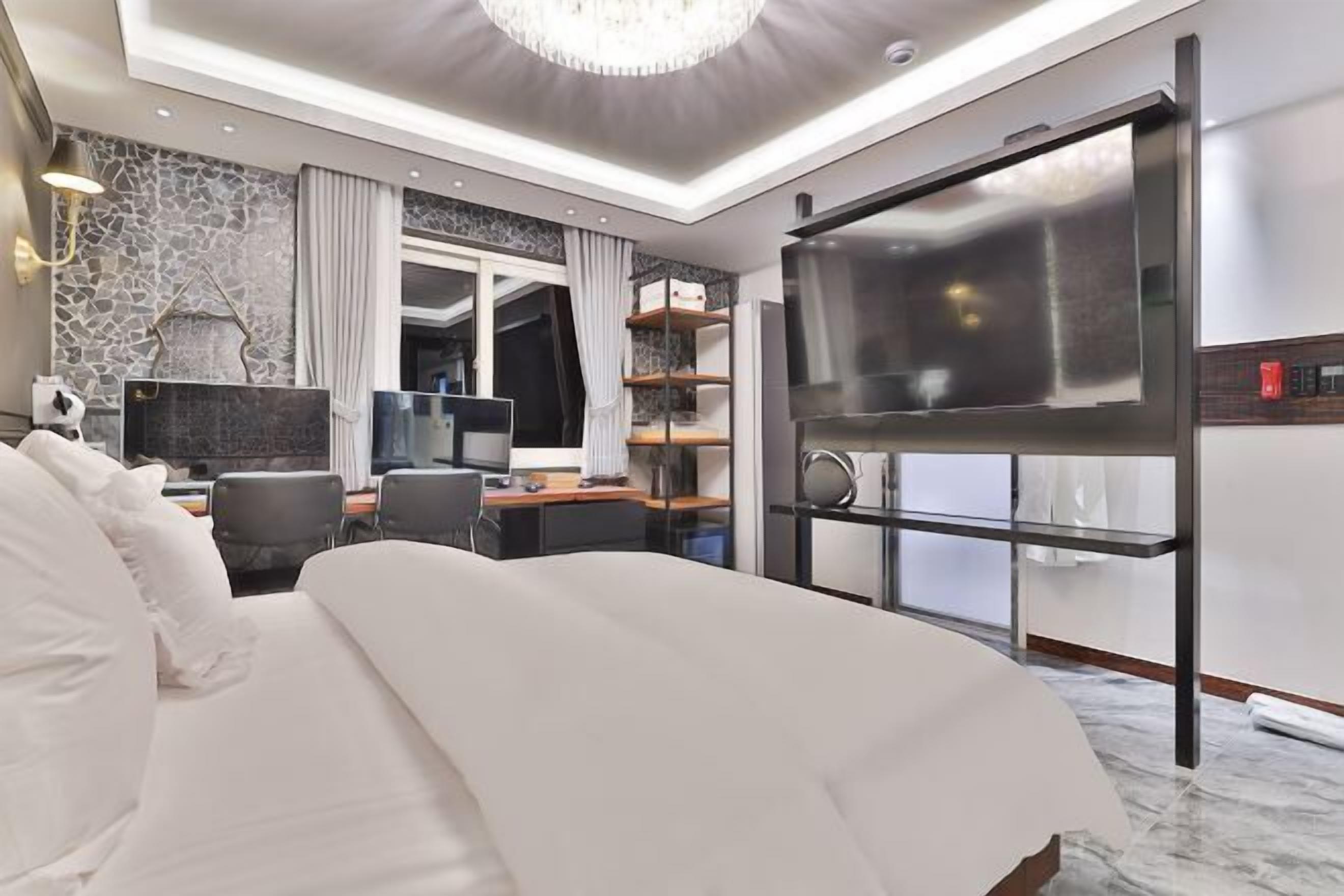 Decoración personalizada, muebles diferentes y wifi gratis 